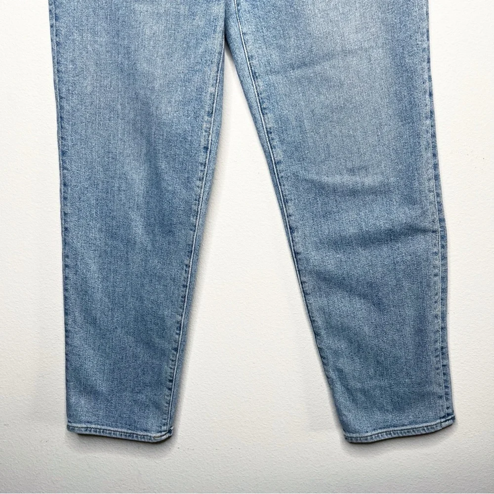Madewell The Perfect Vintage Straight Jean in Delafield Wash: Button-Fly Edition